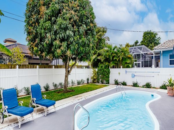 Naples Vacation Pool Home Three Bedroom