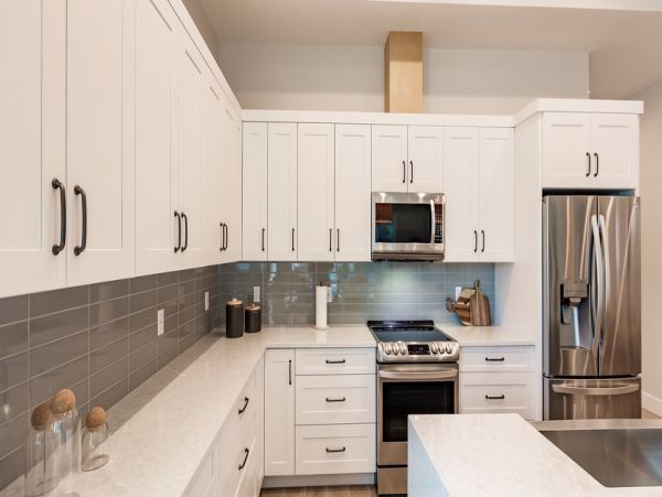 Luxury Vacation 4 Bedroom Pool Home in Naples Sleeps 10