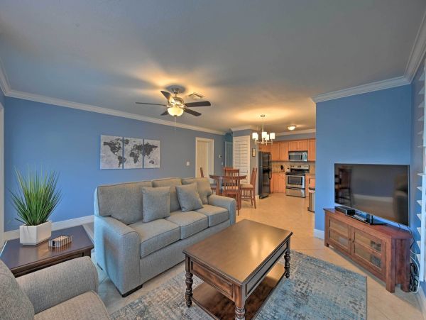 Beautiful 2 Bedroom Cottage in Naples Sleeps 6