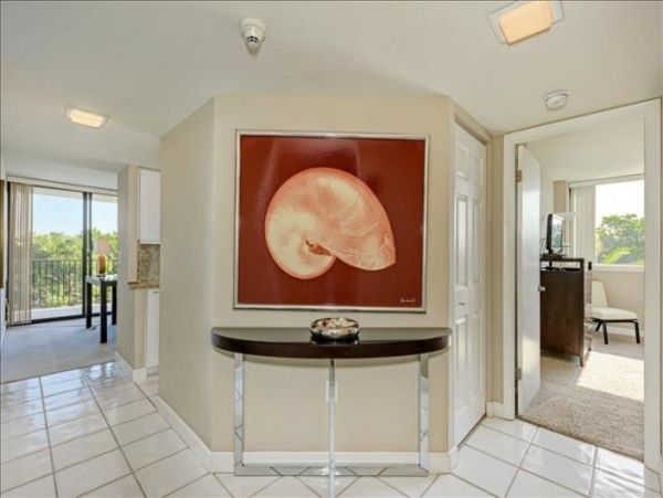 Siesta Key Vacation Condo Two Bedroom Walk to Beach