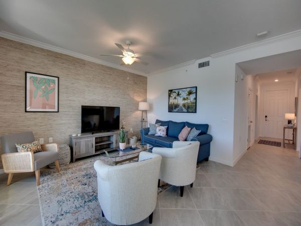 Ground Floor Condo with 2 Bedrooms in a Gated Community