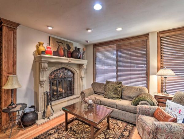 Two Bedroom Charming Vacation Condo in Vail