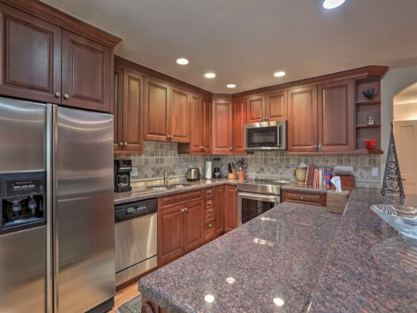 Two Bedroom Charming Vacation Condo in Vail