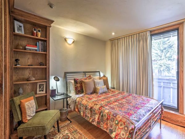 Two Bedroom Charming Vacation Condo in Vail