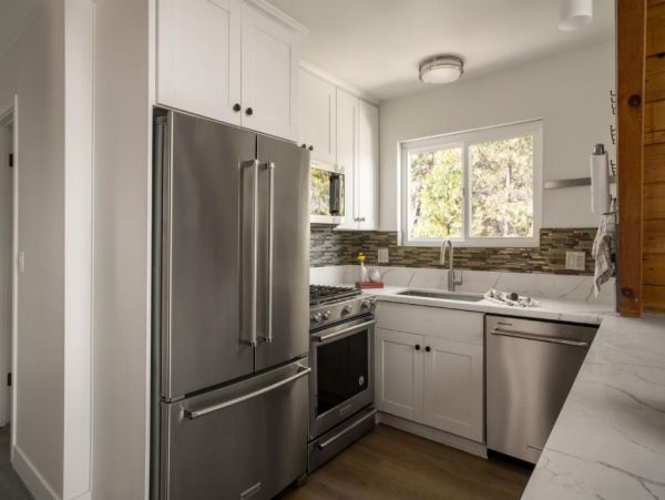 Mountain Views Lake Arrowhead Vacation Home Four Bedroom