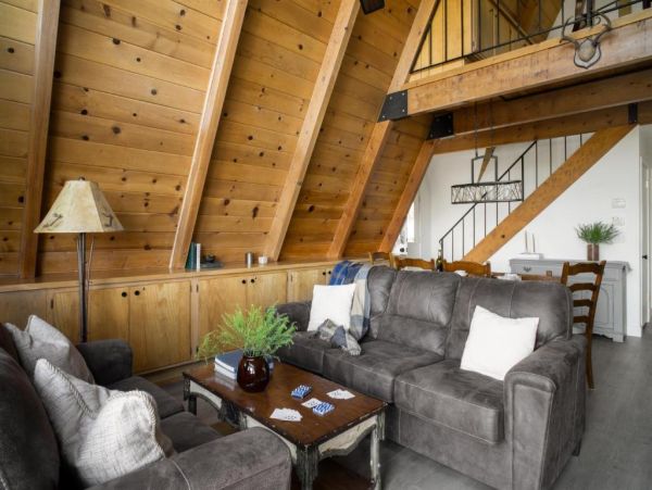 Mountain Views Lake Arrowhead Vacation Home Four Bedroom