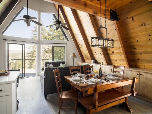 Mountain Views Lake Arrowhead Vacation Home Four Bedroom