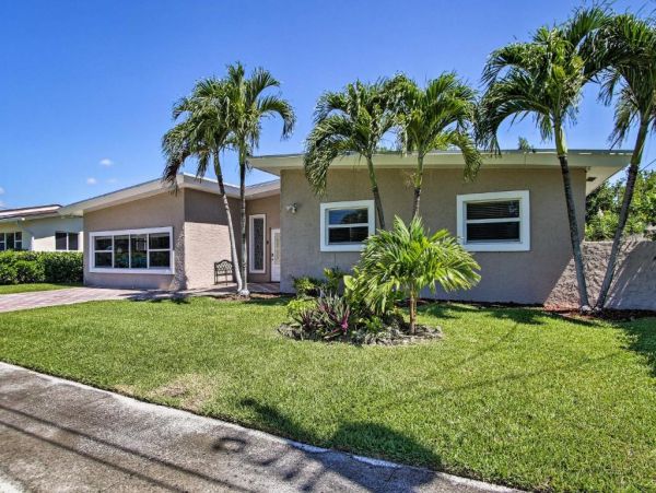 Miami Beach Vacation Home Five Bedroom