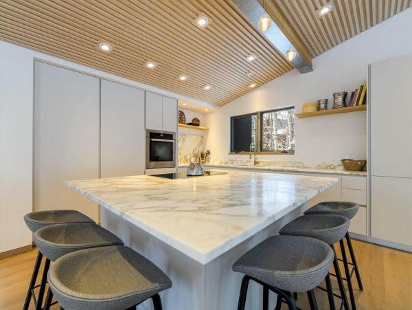 Vail  Luxury Vacation Home Six Bedroom