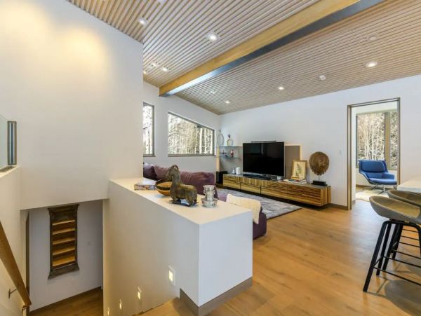 Vail  Luxury Vacation Home Six Bedroom