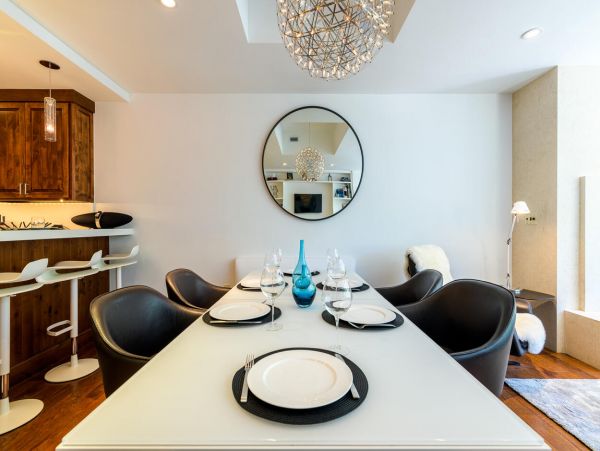 Four Bedroom Vail Luxury Accommodation