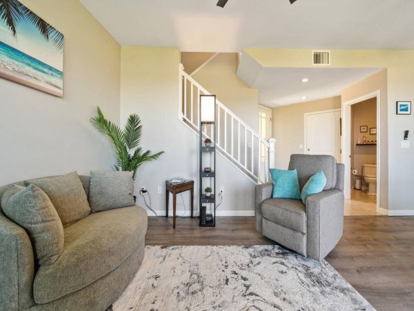 Kailua Kona Vacation Condo Three Bedroom Walk to Beach