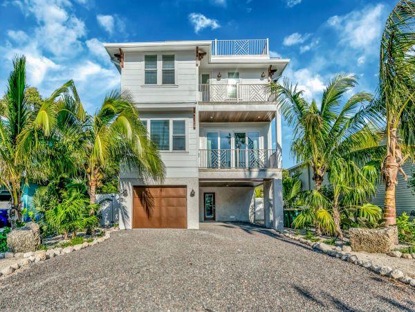 Bradenton Beach Seven Bedroom Luxury Vacation Home - additional view, photo 2