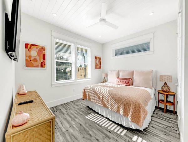 Bradenton Beach Seven Bedroom Luxury Vacation Home