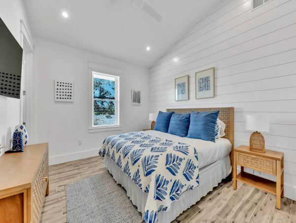 Bradenton Beach Seven Bedroom Luxury Vacation Home