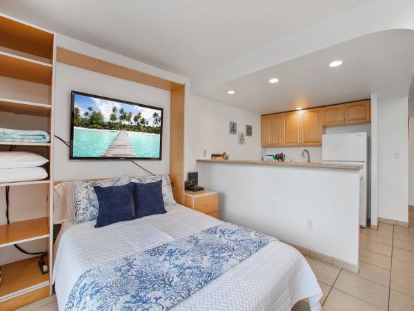 Ground Floor Studio with Beautiful Beaches & Great Outdoor Activities