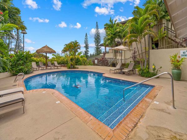 Charming Vacation Beach Condo in Kapalua Sleeps 4