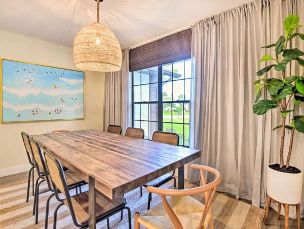 Three Bedroom Charming Vacation Home in Bradenton Beach