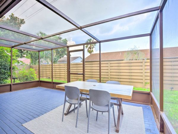 Three Bedroom Charming Vacation Home in Bradenton Beach