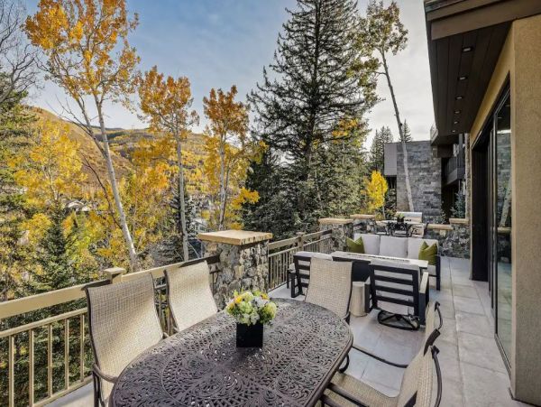 Vail Luxury Vacation Home Four Bedroom Mountain Views