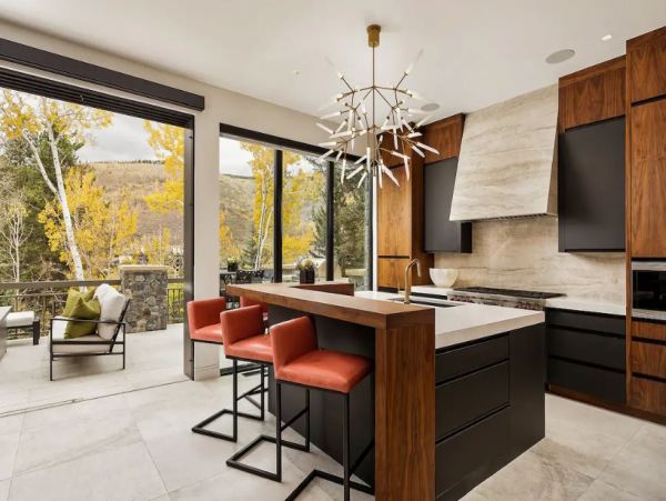 Vail Vacation Home Four Bedroom Mountain Views