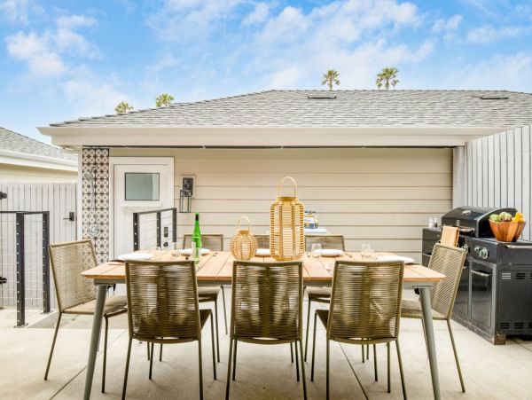 Four Bedroom Gorgeous Vacation Beach Home in San Diego