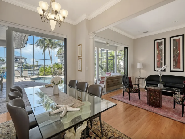 Waterfront with direct access to intercoastal