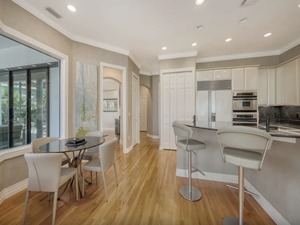 Waterfront with direct access to intercoastal