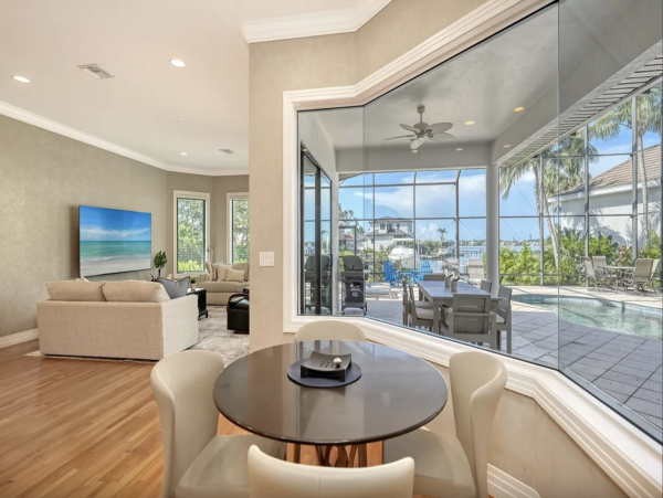 Waterfront with direct access to intercoastal