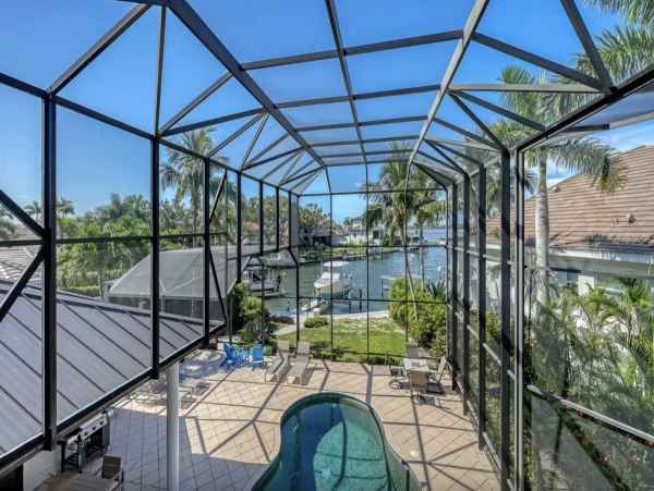 Waterfront with direct access to intercoastal