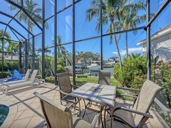 Waterfront with direct access to intercoastal