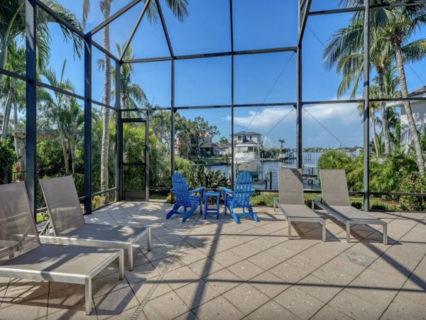 Waterfront with direct access to intercoastal
