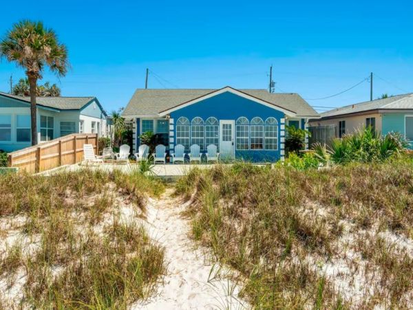 Beachfront Four Bedroom Vacation Home in Panama City Beach Sleeps 10
