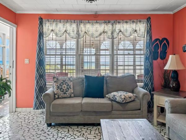 Beachfront Four Bedroom Vacation Home in Panama City Beach Sleeps 10