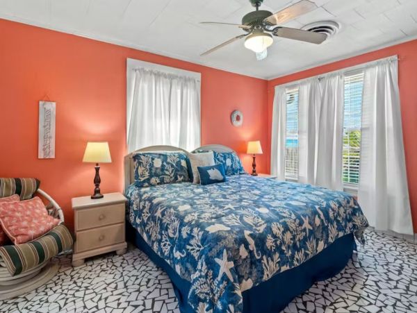Beachfront Four Bedroom Vacation Home in Panama City Beach Sleeps 10