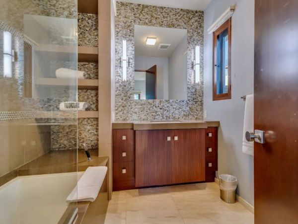 Stunning Four Bedroom Beach Home with Full Ocean Views
