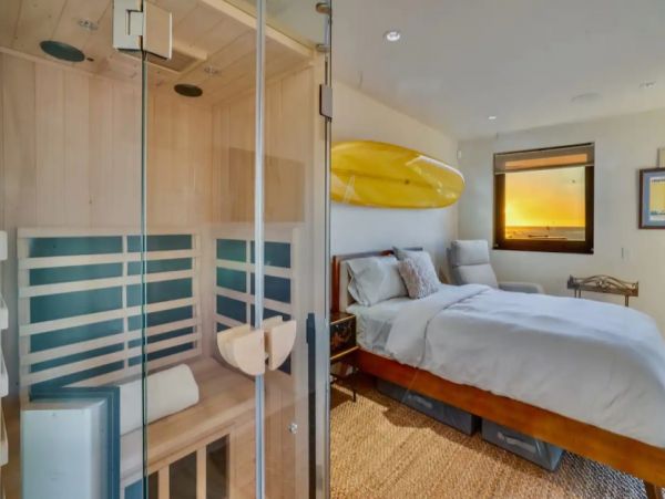Stunning Four Bedroom Beach Home with Full Ocean Views