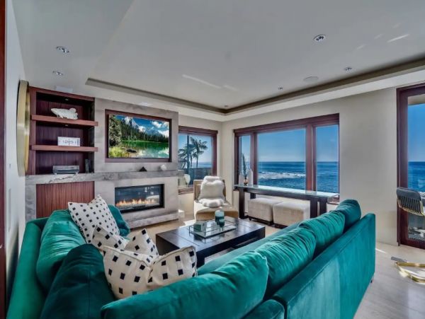 Stunning Four Bedroom Beach Home with Full Ocean Views