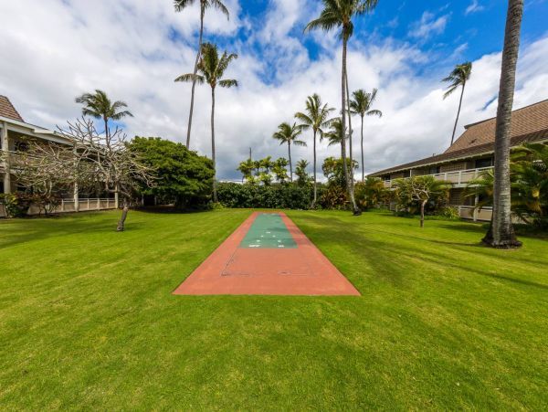 One Bedroom Charming Vacation Condo in Kapa'a Walk to Beach