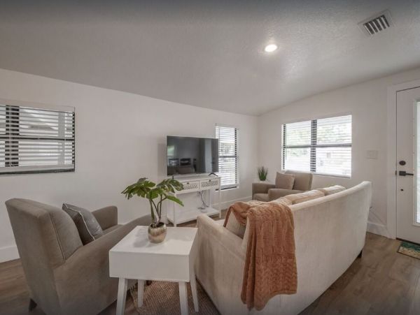 Tampa Vacation Home Four Bedroom