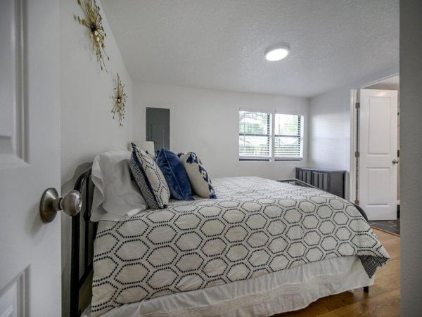 Tampa Vacation Home Four Bedroom