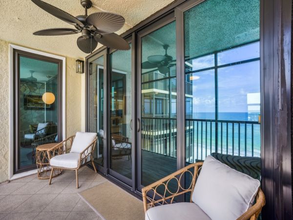 Lovely Oceanfront 2 Bedroom Condo in Madeira Beach