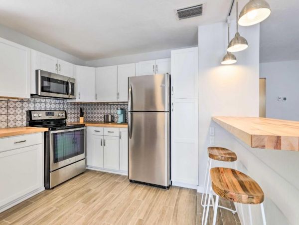 Sarasota Vacation Home Three Bedroom