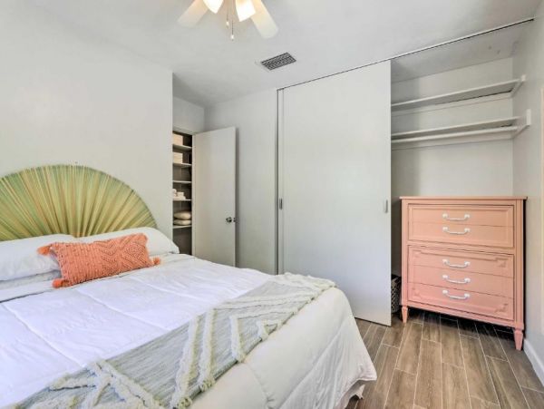 Sarasota Vacation Home Three Bedroom
