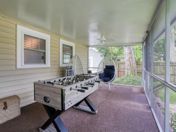 Beautiful Three Bedroom Home with Enclosed Yard