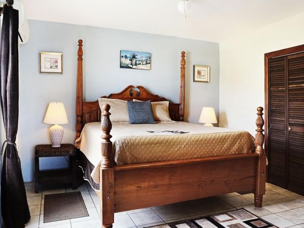 Four Bedroom Vacation Villa in St. Thomas with Amazing Views
