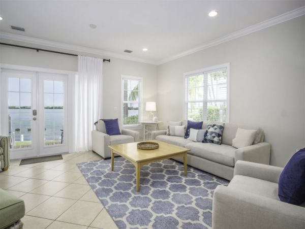 Three Bedroom Vacation Townhome with Amazing Gulf Views in Marathon