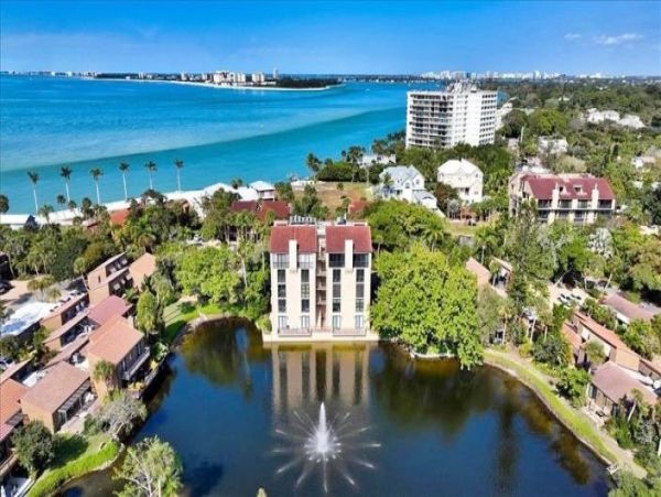 Siesta Key Vacation Condo Two Bedroom