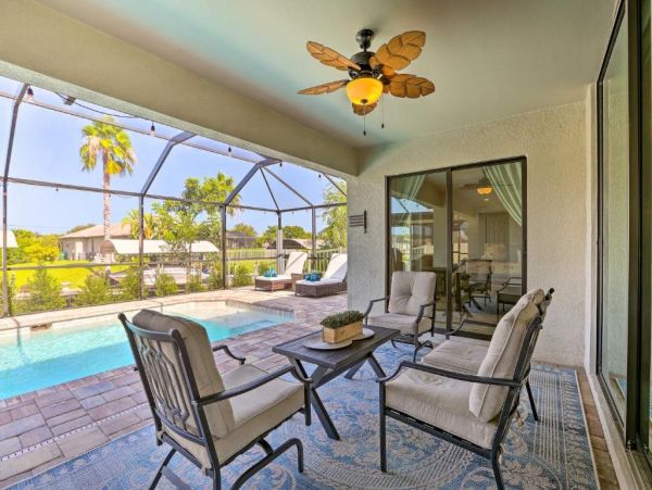 Cape Coral Vacation Home Four Bedroom Sleeps 13