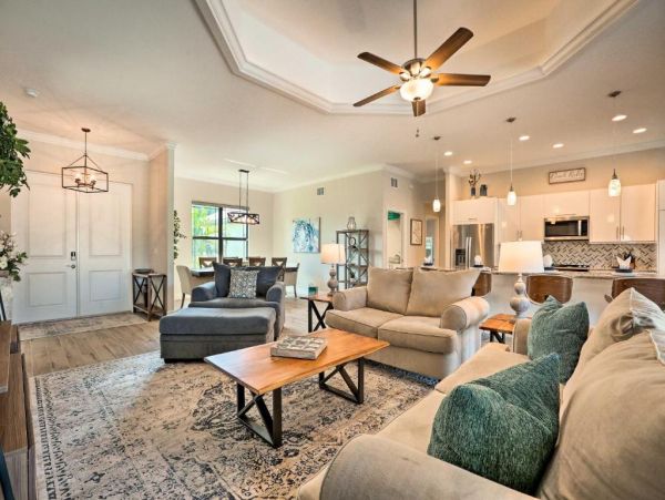 Cape Coral Vacation Home Four Bedroom Sleeps 13